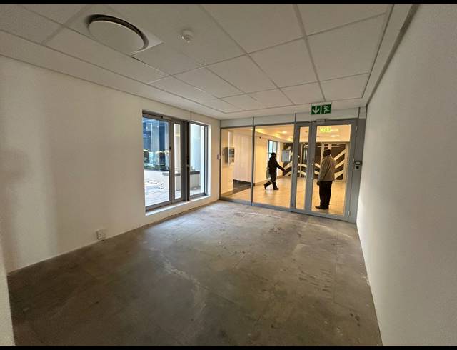 450M² OFFICE TO LET IN SANDTON CENTRAL